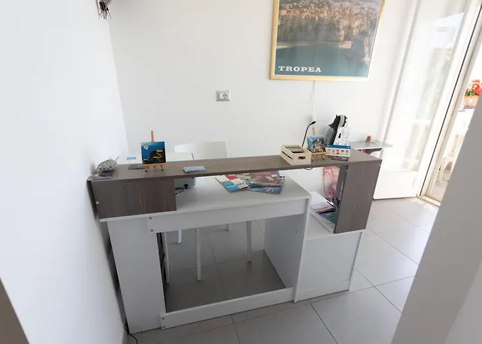 Residenza Luce Sul Mare Aparthotel 4*