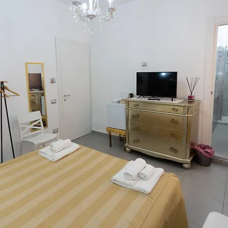 Residenza Luce Sul Mare 4*