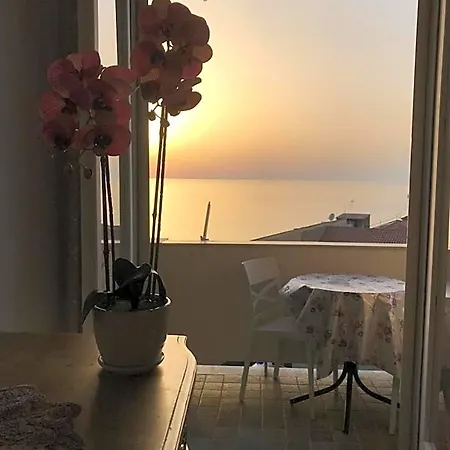 Residenza Luce Sul Mare 4*